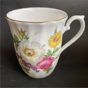 Royal Sutherland Fine Bone China Mug Floral NWOT